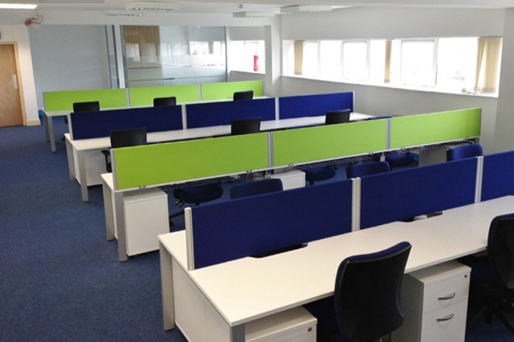 Nightline Project Desking System with Acoustic Screens